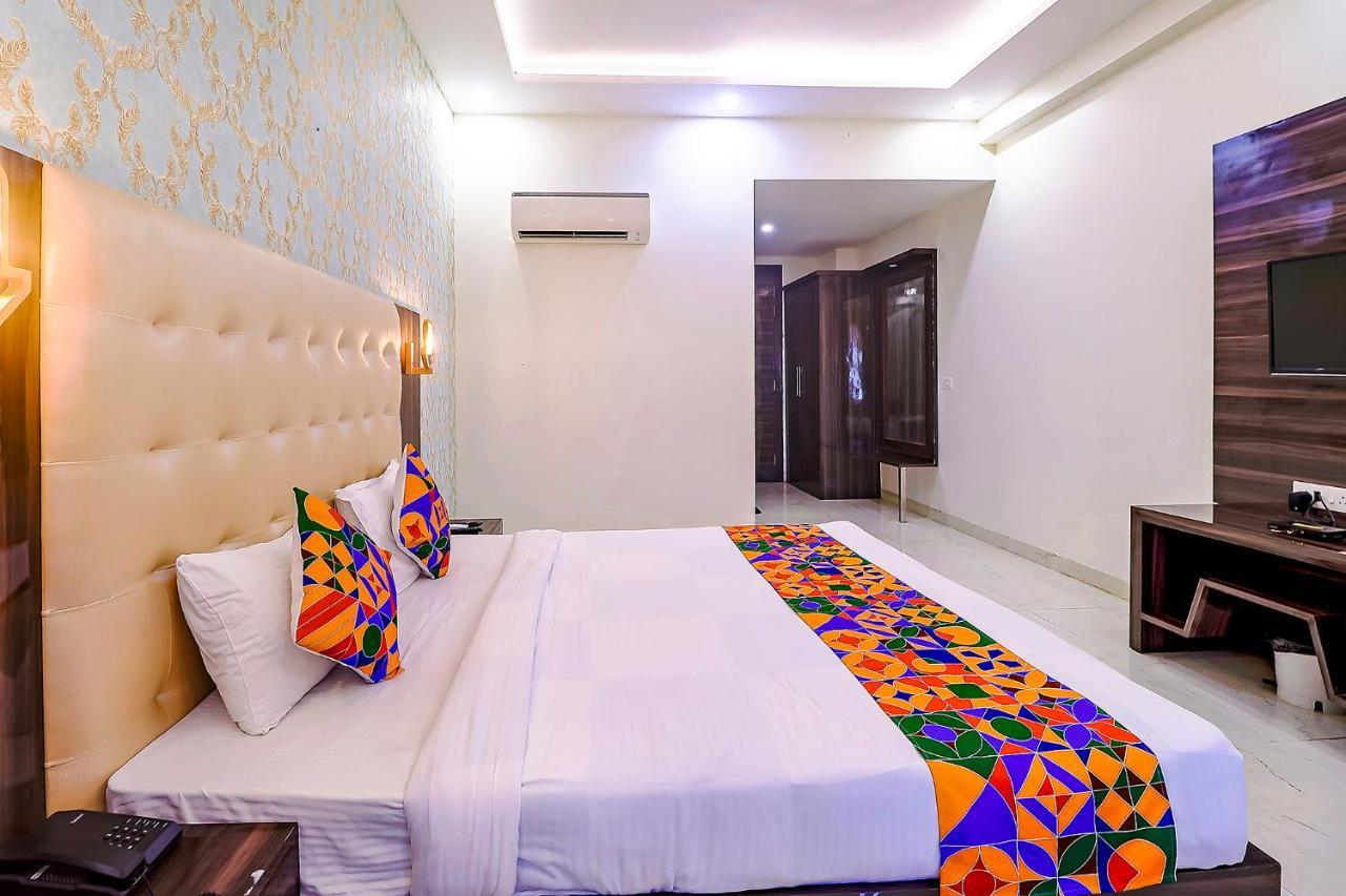 Fabhotel Swess Grand Agra  Esterno foto