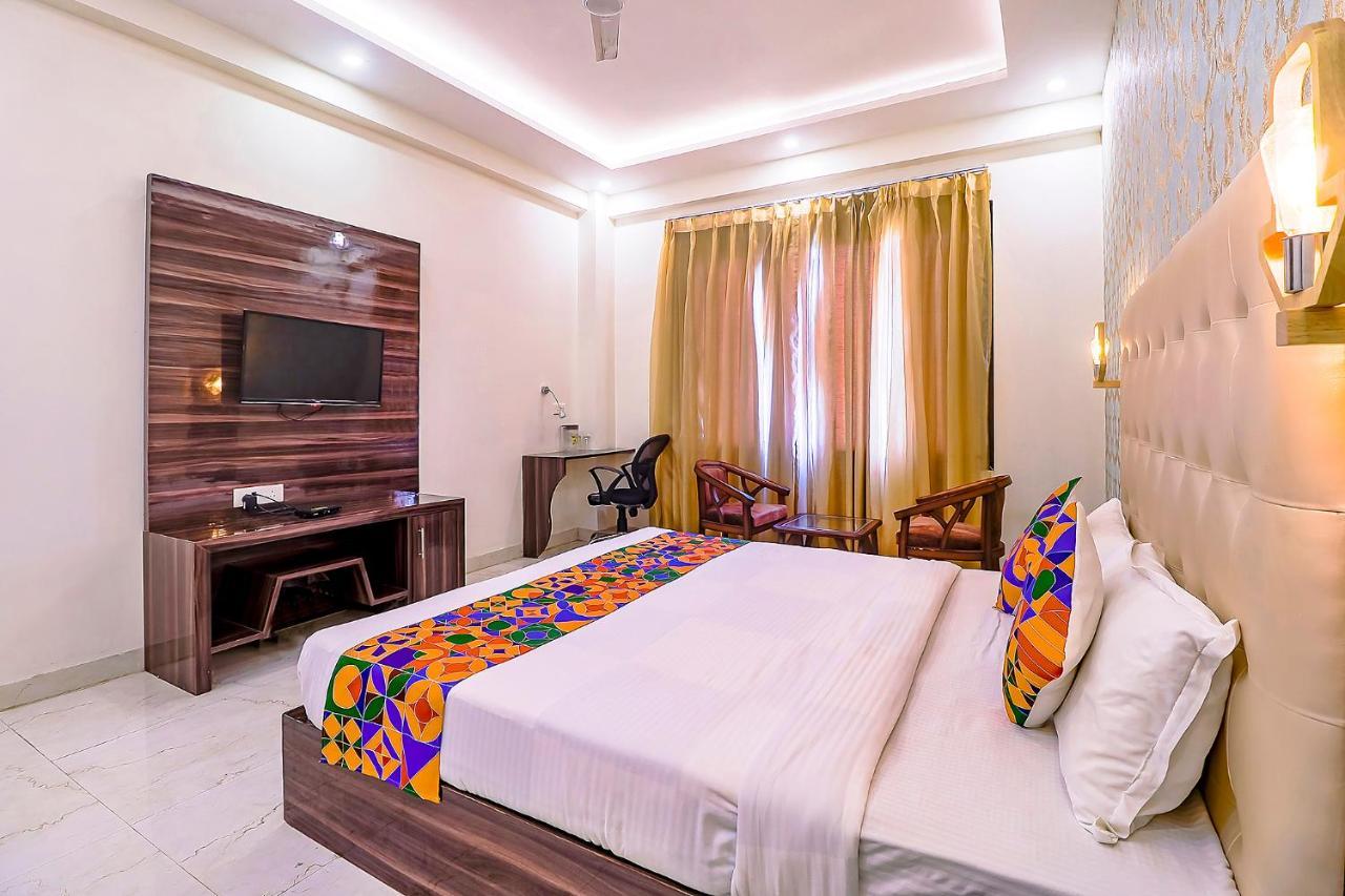 Fabhotel Swess Grand Agra  Esterno foto