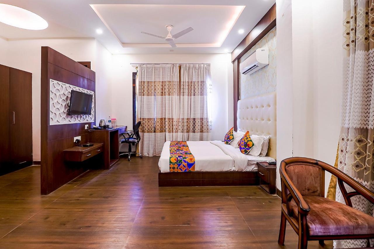 Fabhotel Swess Grand Agra  Esterno foto